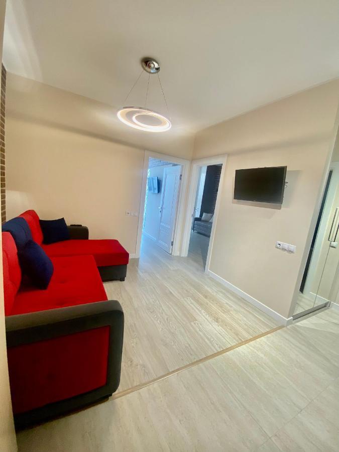 Business Lux Apartment Solomon City Chişinău Eksteriør billede