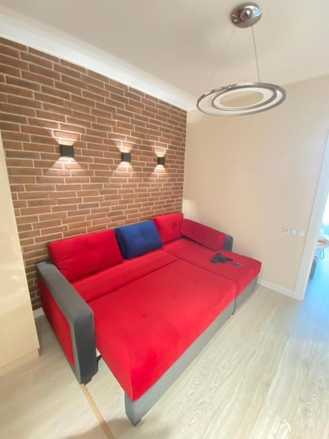 Business Lux Apartment Solomon City Chişinău Eksteriør billede