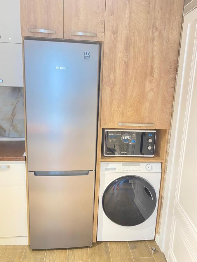 Business Lux Apartment Solomon City Chişinău Eksteriør billede