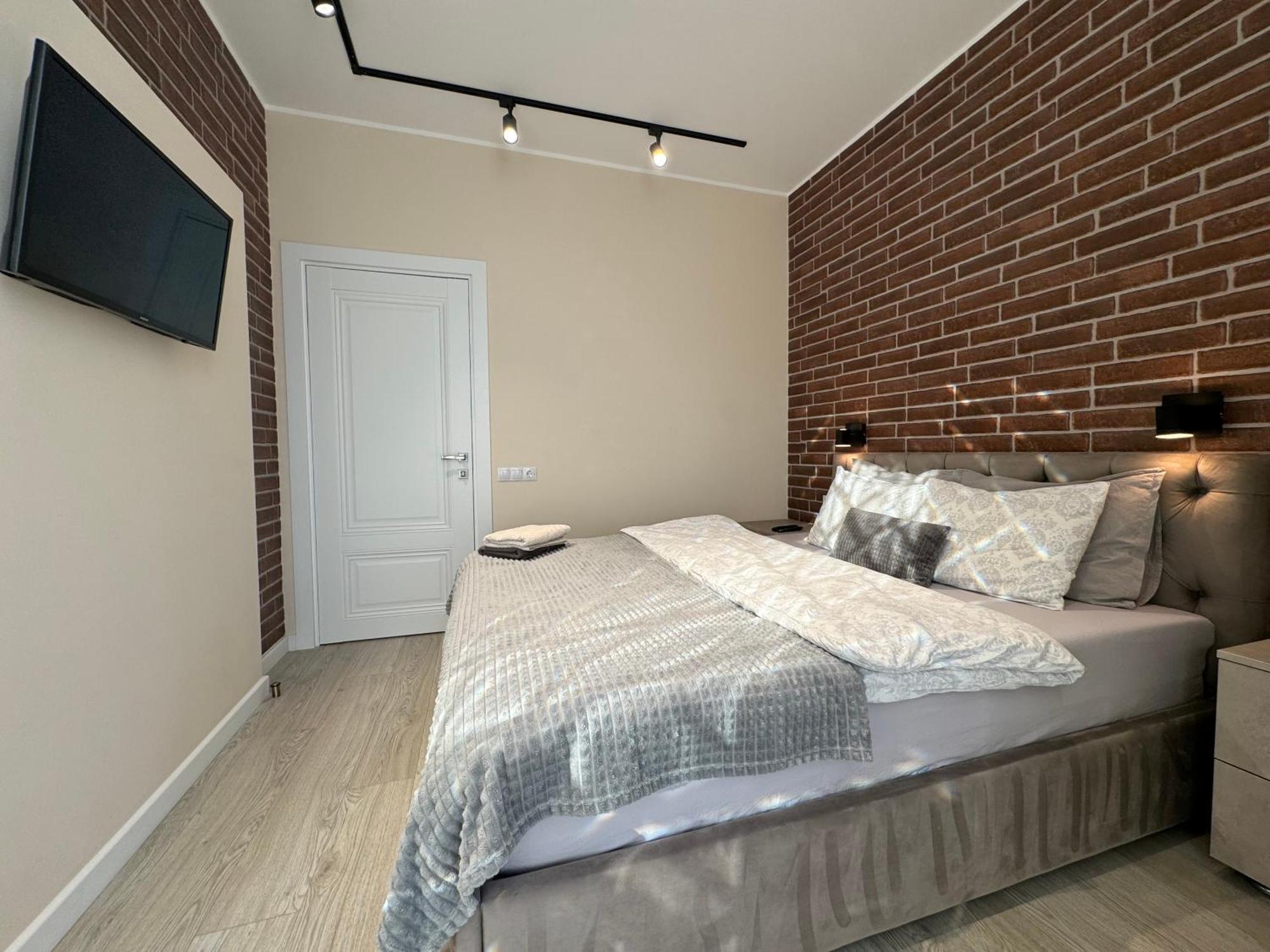 Business Lux Apartment Solomon City Chişinău Eksteriør billede