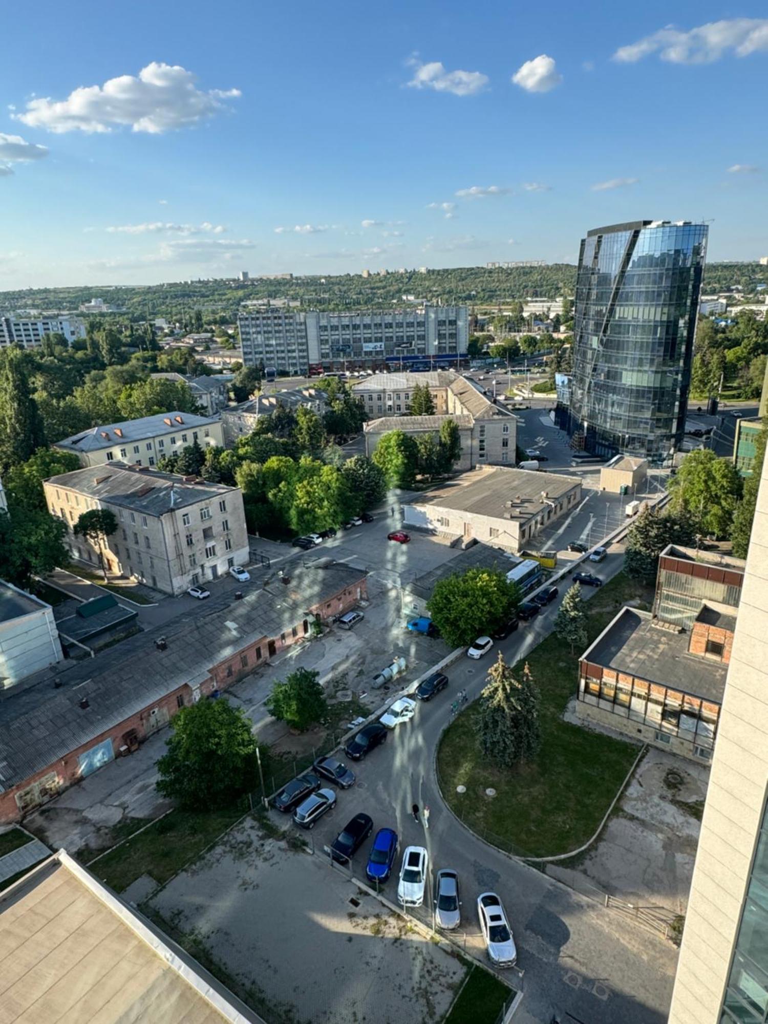 Business Lux Apartment Solomon City Chişinău Eksteriør billede