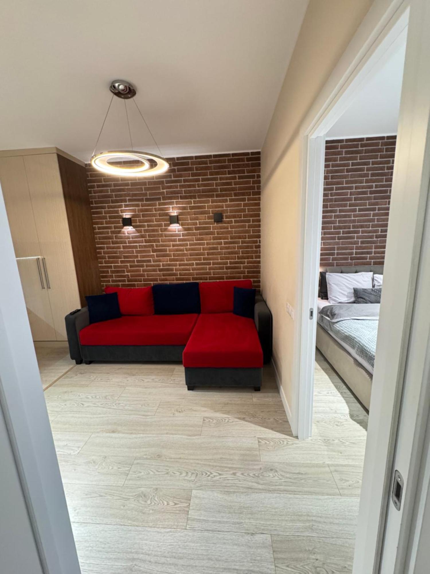 Business Lux Apartment Solomon City Chişinău Eksteriør billede